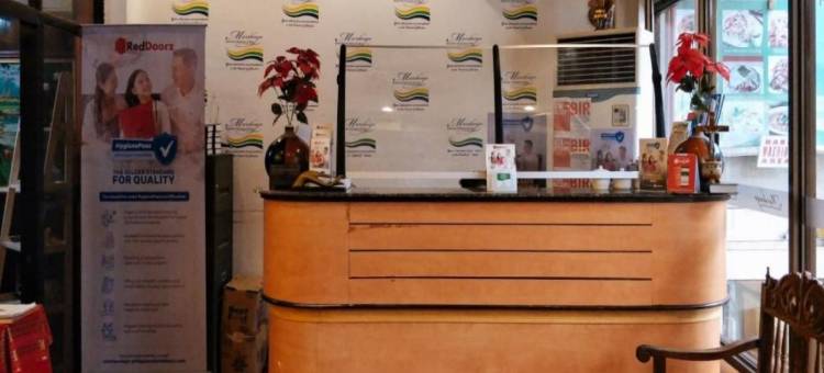 红多兹酒店-近玛丽巴格巴兰戈大厅(RedDoorz near Maribago Barangay Hall)图片