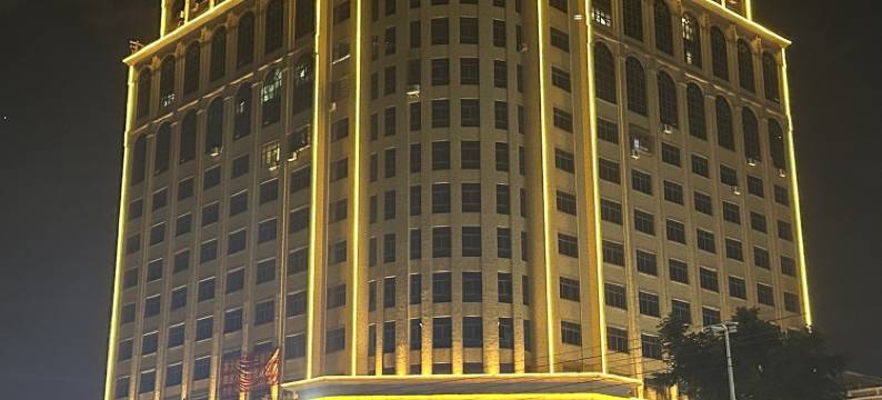 东兴艺柏酒店(汽车客运站店)图片