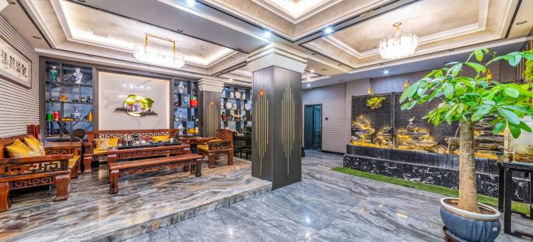 黑龙宸商务酒店(黑河站店)图片