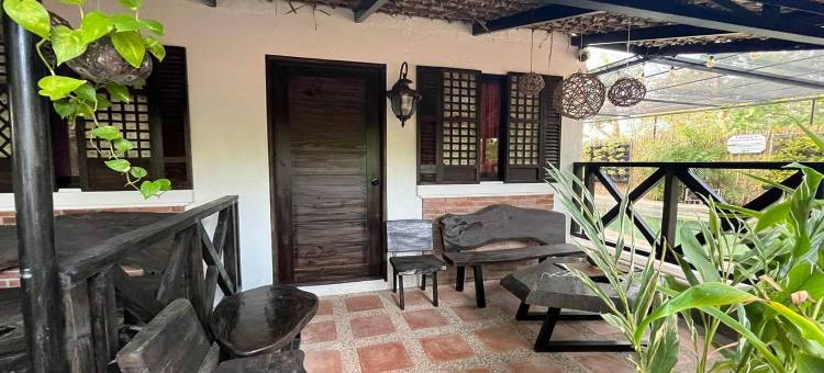 Balai Balatong Ilocos near Laoag Airport图片