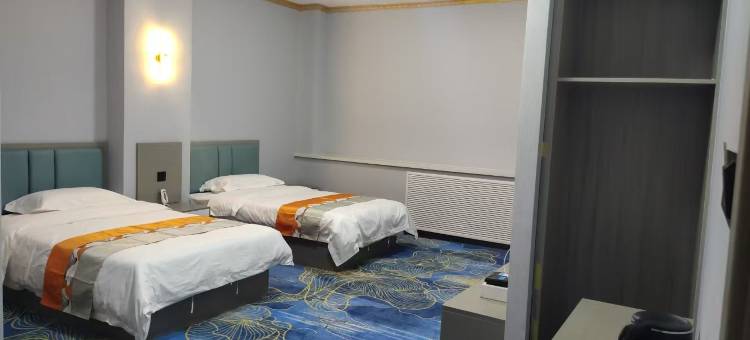 恺特之星酒店(白银汽车站第一中学店)图片