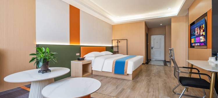 99号观景酒店(渭南临渭区高新万达店)图片