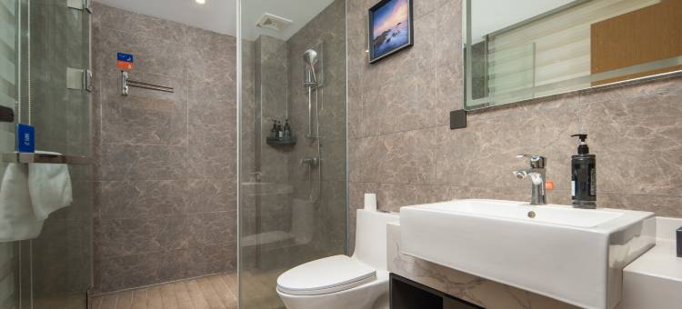 雅斯特酒店(咸宁通山县月亮湾商贸广场水岸花园店)图片