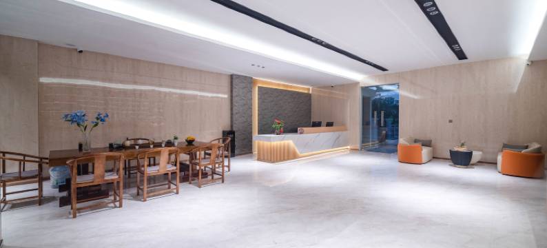 佤江南酒店(临沧佤山凤城店)图片