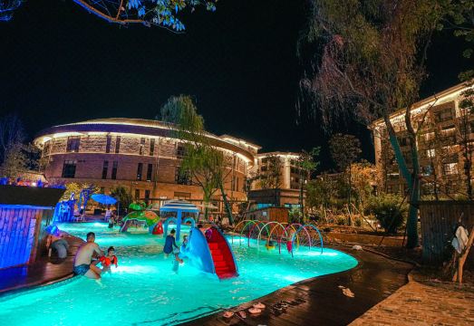 Tirzah Welcome country HotelHotel Overview