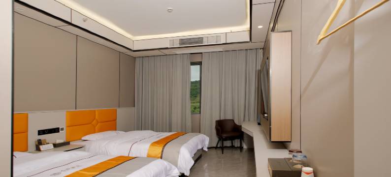 西盟龙腾酒店图片