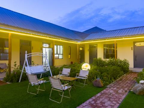 夏塔星河漫语民宿