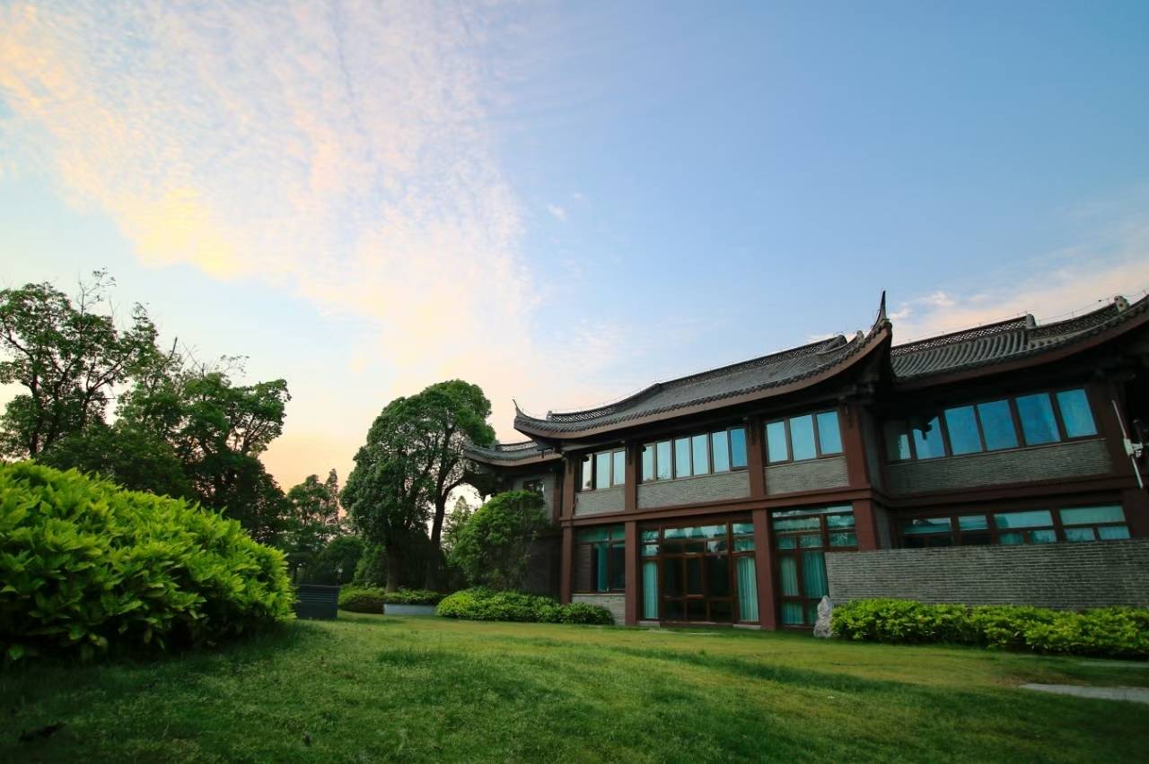 扬州隐居瘦西湖温泉度假酒店图片