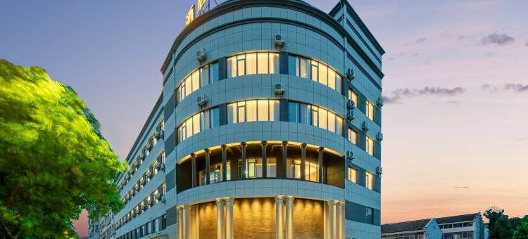 华亿酒店(宁波奉化万达店)图片