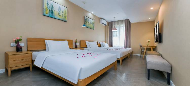 波罗的海酒店(重庆解放碑步行街洪崖洞店)图片