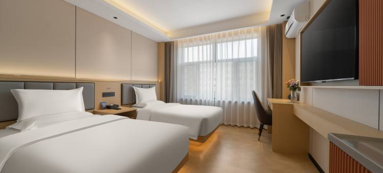 途客轻居酒店(赤峰林西一中店)图片