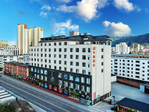 季枫酒店(陇南成县机场师范学院店)