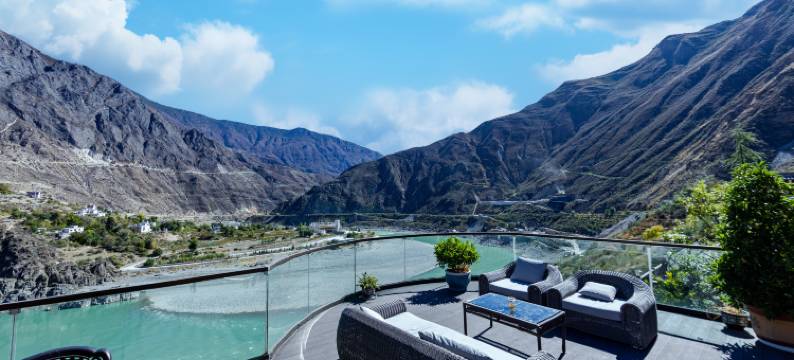 德钦札释永布·林卡山居 (金沙江S湾网红观景台店)图片