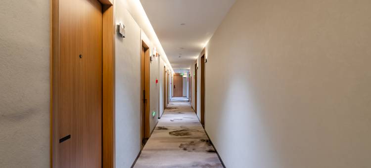 艺龙瑞云酒店(阜阳师范大学商厦时代广场店)图片