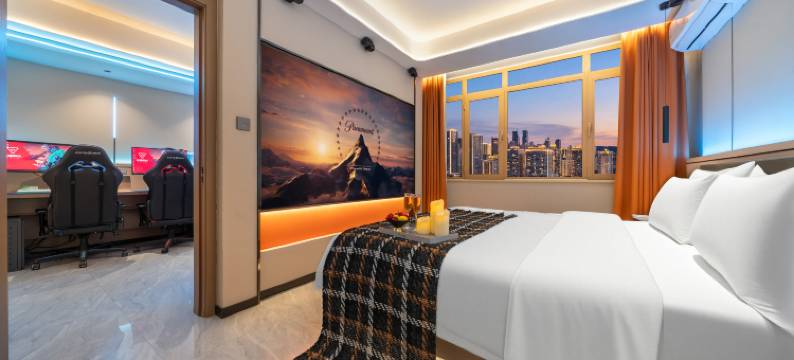 叶与晨电竞电影酒店(石家庄火车站西美花街生活广场店)图片