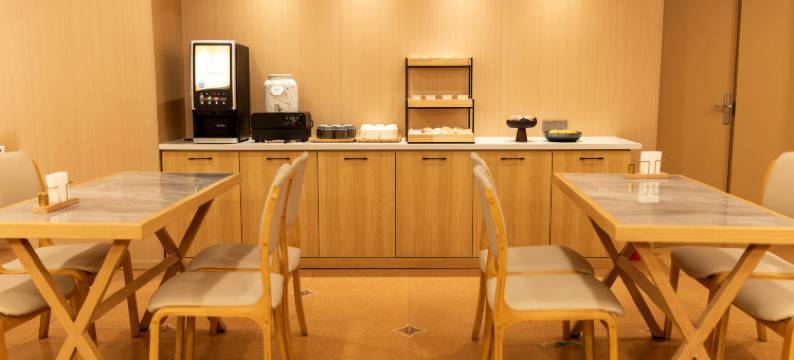 派柏·云酒店(营口鲅鱼圈万达店)图片