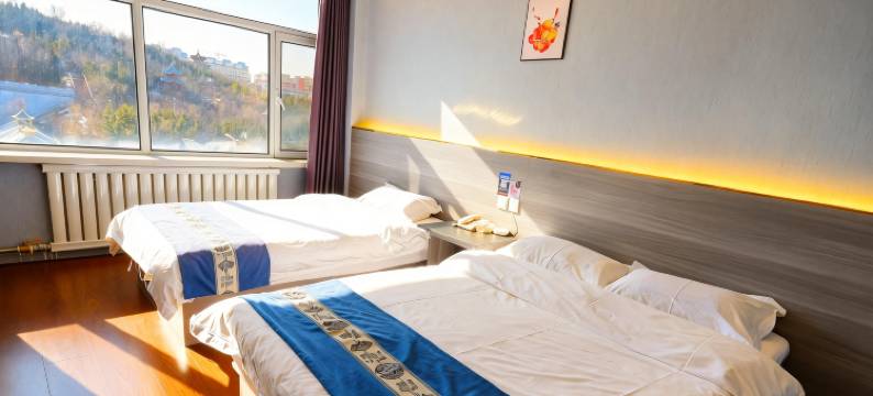 如家华驿精选酒店(乌兰察布市中心医院中心广场店)图片