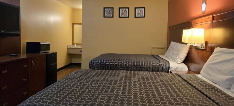 OYO纽波特纽斯US-60日出酒店(Sunrise Inn by OYO Newport News US-60)图片