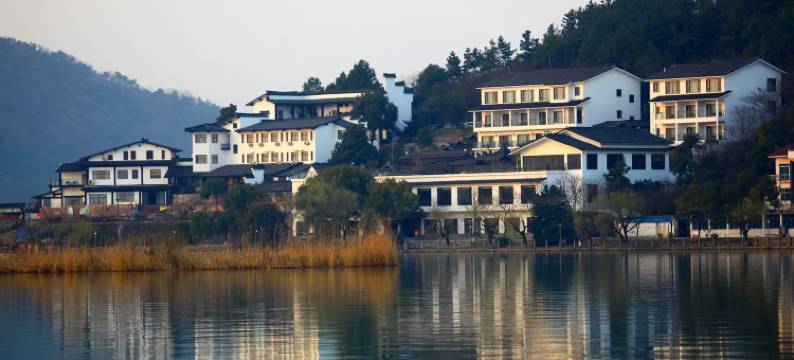 海盐南北湖湖光山居度假酒店图片