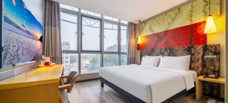 泊印精选酒店(嘉兴万达广场中关村店)图片