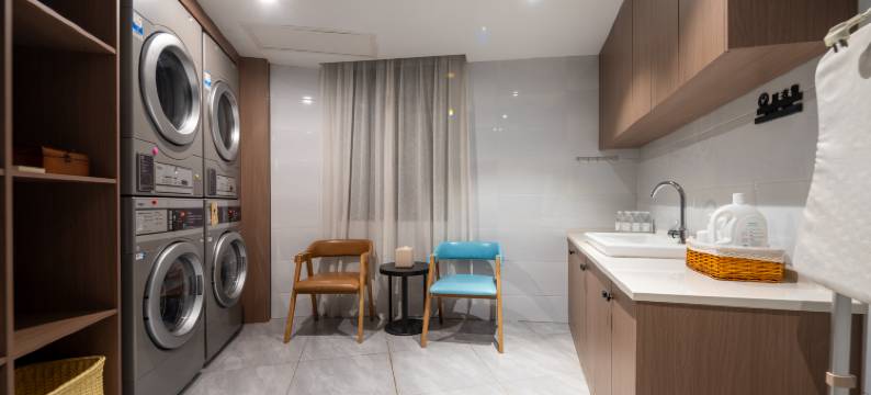 上饶万达广场胜利路亚朵酒店图片