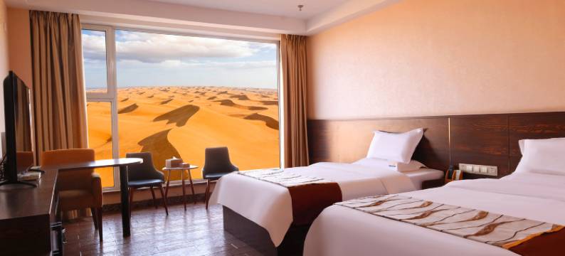 夜鸣沙酒店图片