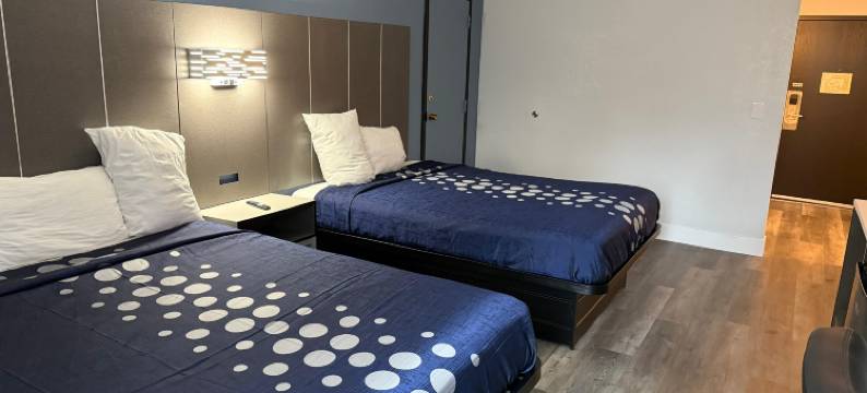 拉克罗斯科拉泰尔酒店及套房by Jasper(Coratel Inn & Suites by Jasper La Crosse)图片