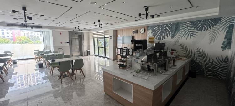 亚信电竞酒店(泰州姜堰五金城店)图片