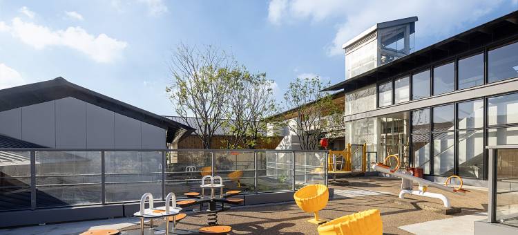 千里走单骑·甘露山民宿(武汉甘露山文创城店)图片