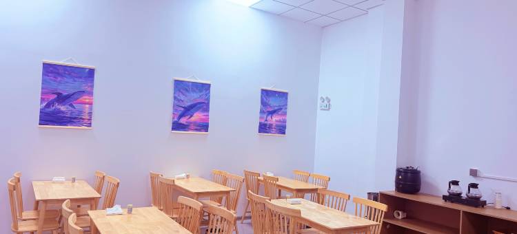 蓝鲸酒店(南京江北新区工业大学店)图片