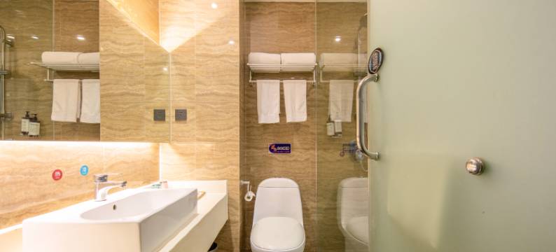 网鱼电竞酒店(无锡火车站中山路店)图片