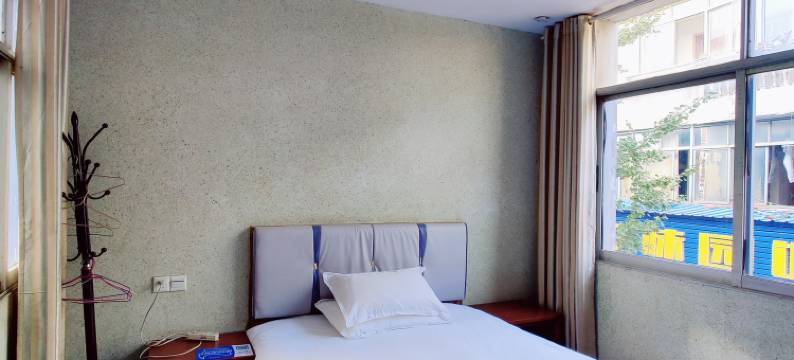 南昌惠婷宾馆(双港地铁站店)图片