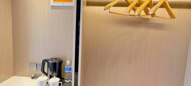 华舒·逸酒店(平湖平成工业园店)图片