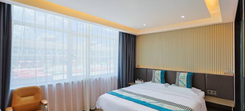 云曼酒店(鄂州高铁站店)图片