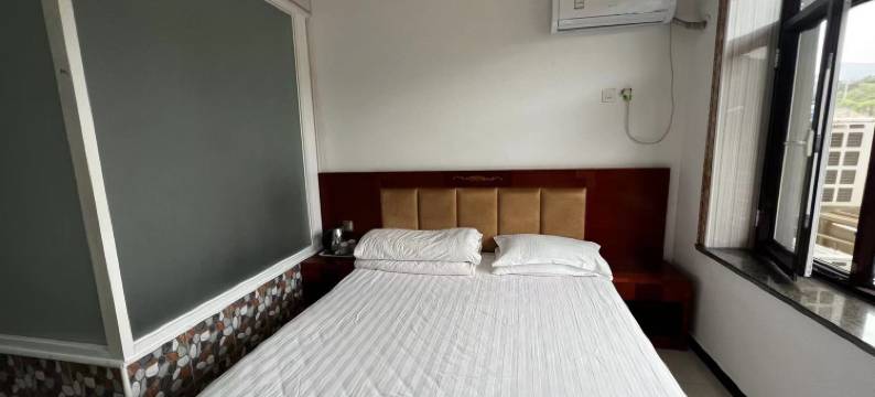 隆化兴鑫温泉宾馆图片