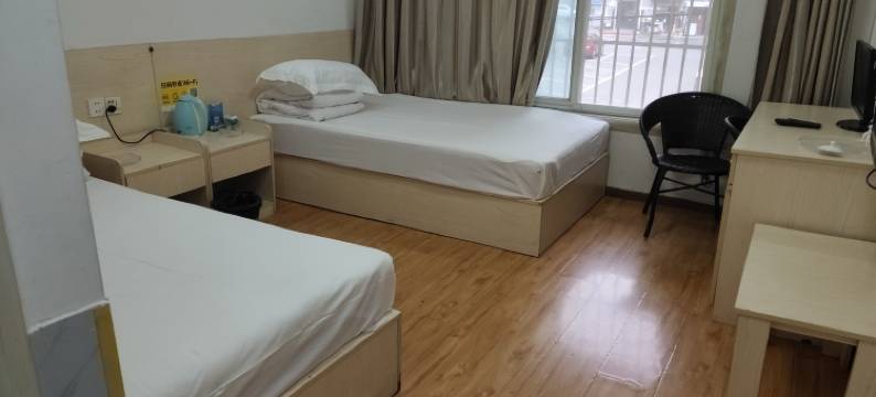 天乐快捷宾馆(阜阳火车站店)图片