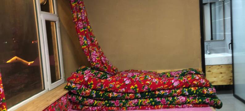 果松村雪都驿站图片