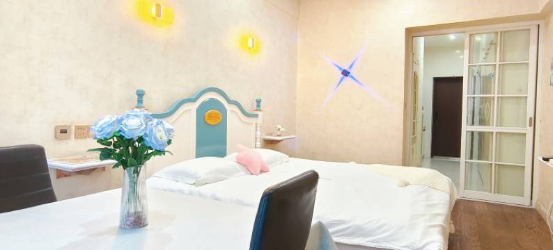 哈尔滨暖橙公寓(中央大街索菲亚教堂店)图片