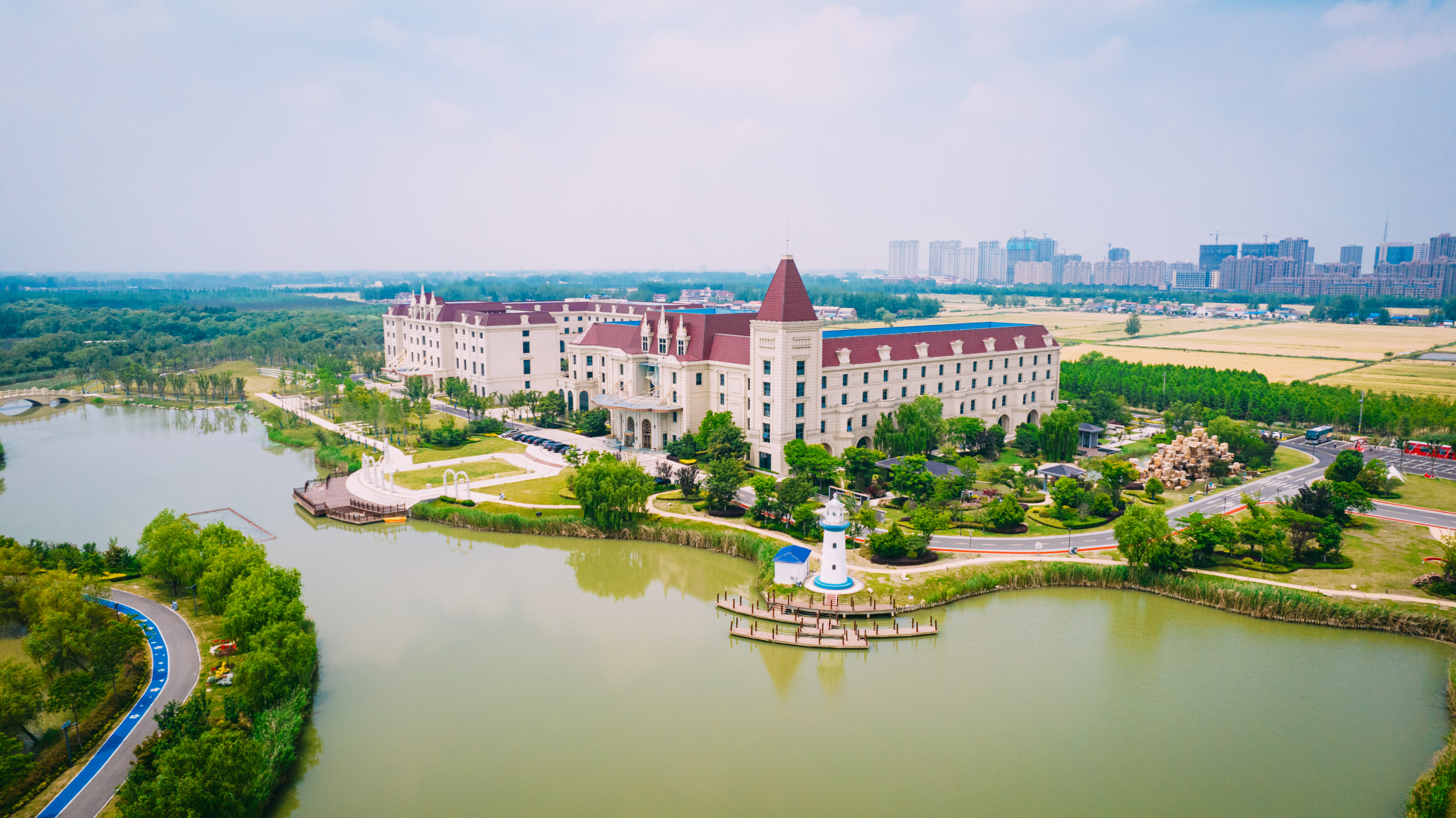 Shuoxiang Lake Hotel Over view