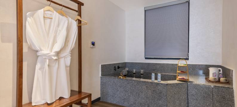 青城山隐予·听蝉私汤民宿(泰安古镇店)图片