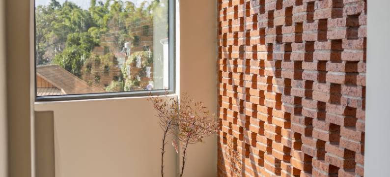 芒市日光山舍民宿图片