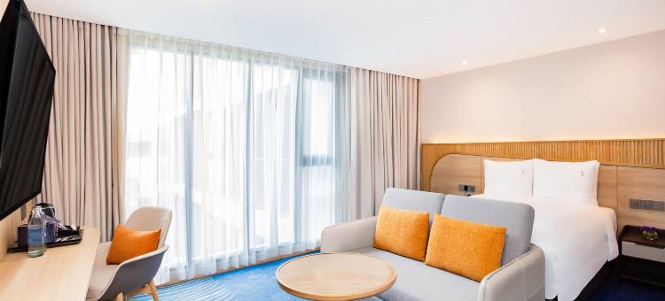 曼谷中央码头智选假日套房酒店(Holiday Inn Express & Suites Bangkok Central Pier)图片