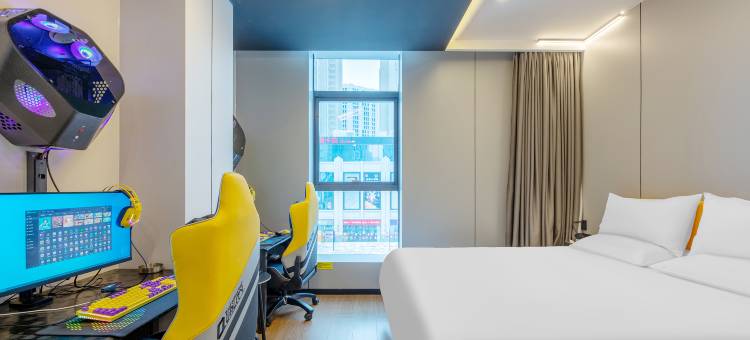 IU电竞酒店(张家口维多利亚广场店)图片