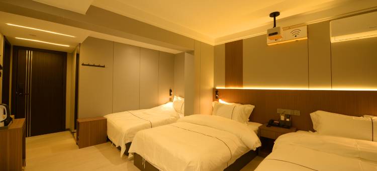 桔栀春天影院酒店(滨海家园店)图片