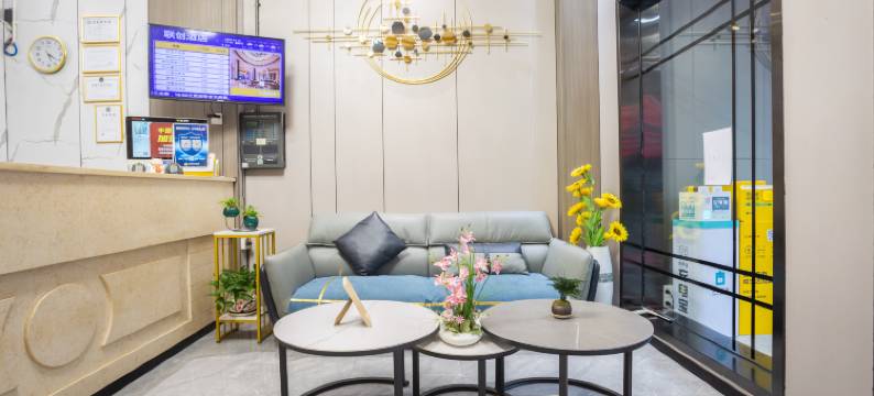 联创酒店(深圳北站民治地铁站店)图片