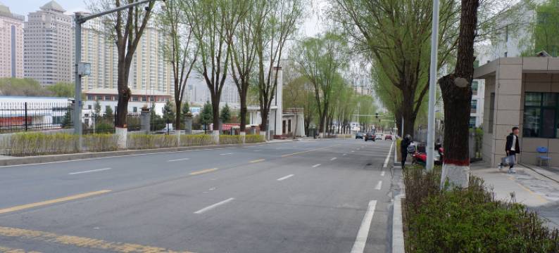 西宁聚方酒店(第 一职业学校店)图片