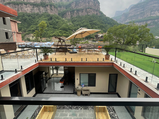 未见山民宿(石板岩小镇店)