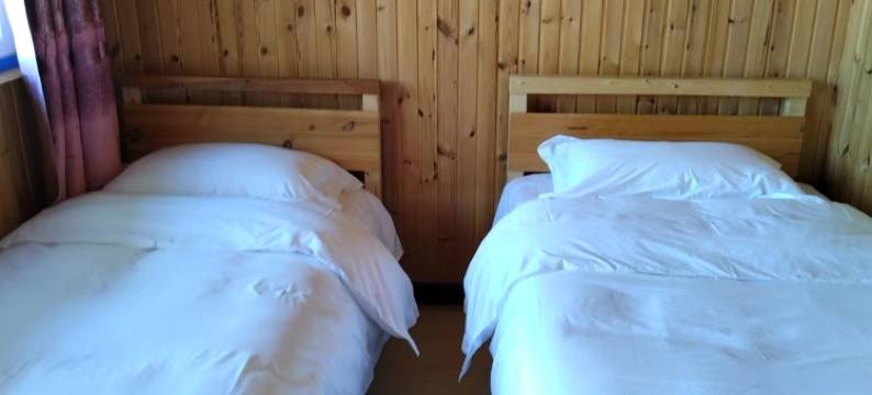 额尔古纳恩和恒益客栈图片