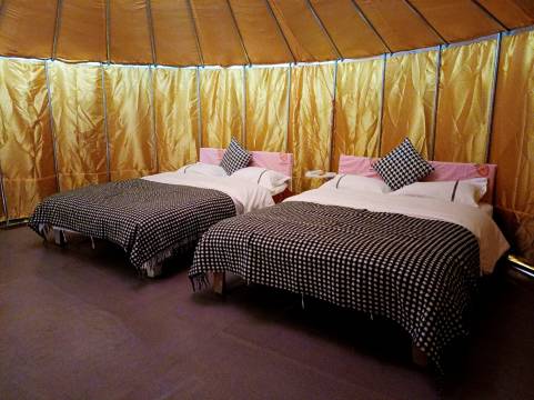 暮野星途露营基地