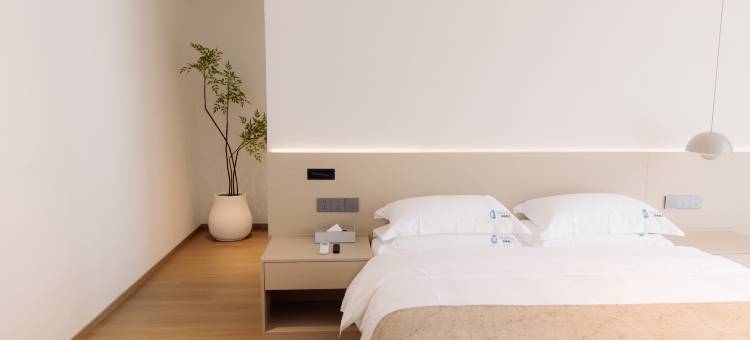 星越STARYUE·精品酒店(景德镇人民广场陶阳里景区店)图片